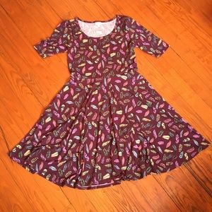 XL LulaRoe Nicole - Maroon with Feathers